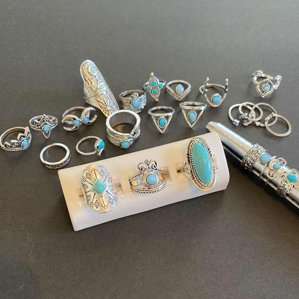 25 fashion rings!